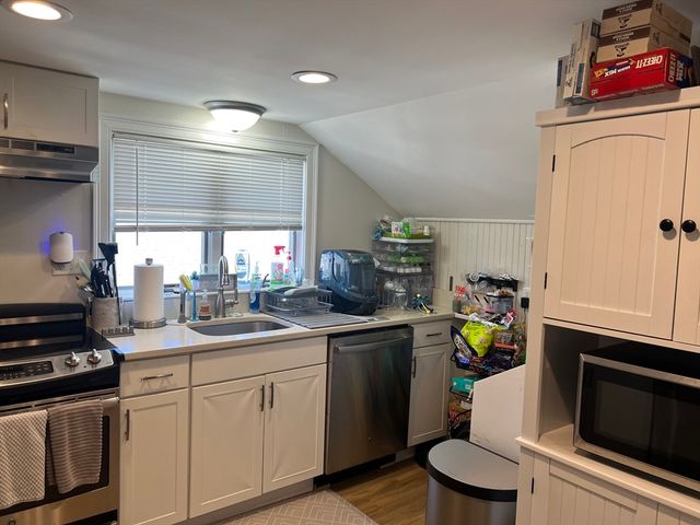 50 Humphrey Street 7, Swampscott, MA 01907