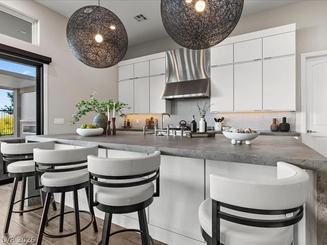 10661 Patina Hills Court, Las Vegas, NV 89135