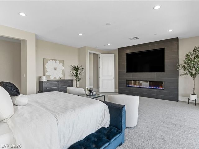 10661 Patina Hills Court, Las Vegas, NV 89135