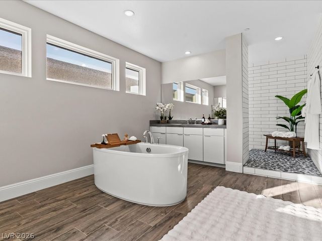 10661 Patina Hills Court, Las Vegas, NV 89135