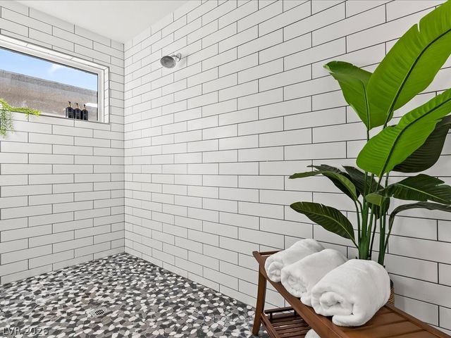 10661 Patina Hills Court, Las Vegas, NV 89135