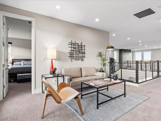 10661 Patina Hills Court, Las Vegas, NV 89135