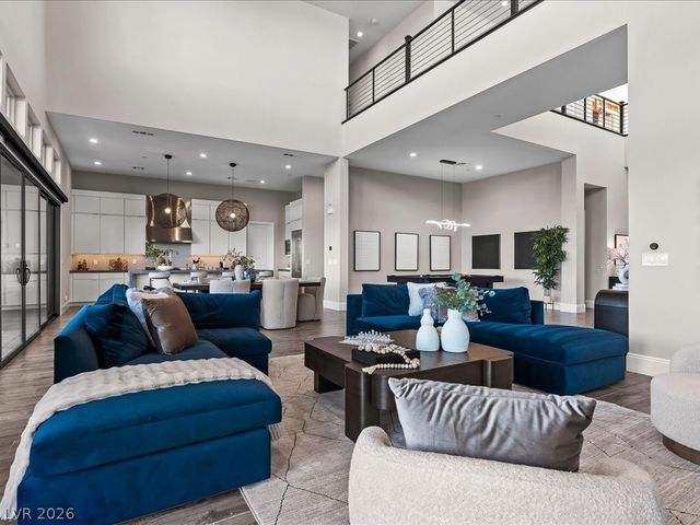 10661 Patina Hills Court, Las Vegas, NV 89135