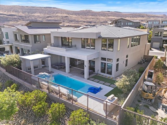 10661 Patina Hills Court, Las Vegas, NV 89135