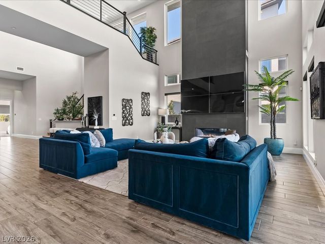 10661 Patina Hills Court, Las Vegas, NV 89135