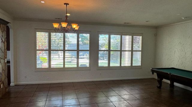 1421 Deepwell Dr, Stockton, CA 95209