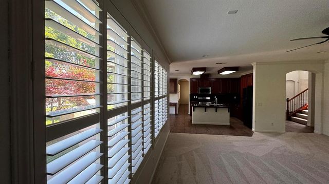 1421 Deepwell Dr, Stockton, CA 95209