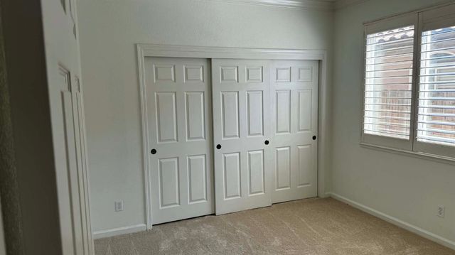 1421 Deepwell Dr, Stockton, CA 95209