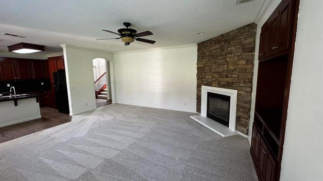 1421 Deepwell Dr, Stockton, CA 95209