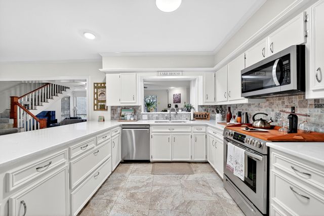 120 Turners Circle, Mabank, TX 75156