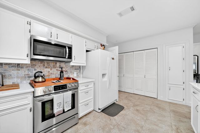 120 Turners Circle, Mabank, TX 75156
