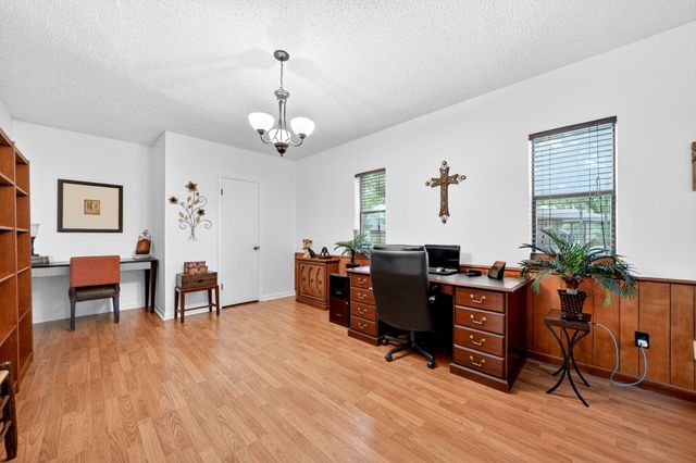 120 Turners Circle, Mabank, TX 75156