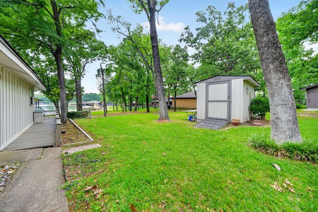 120 Turners Circle, Mabank, TX 75156