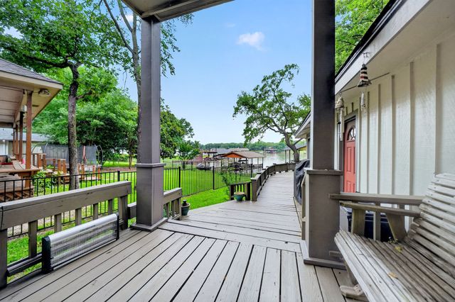 120 Turners Circle, Mabank, TX 75156