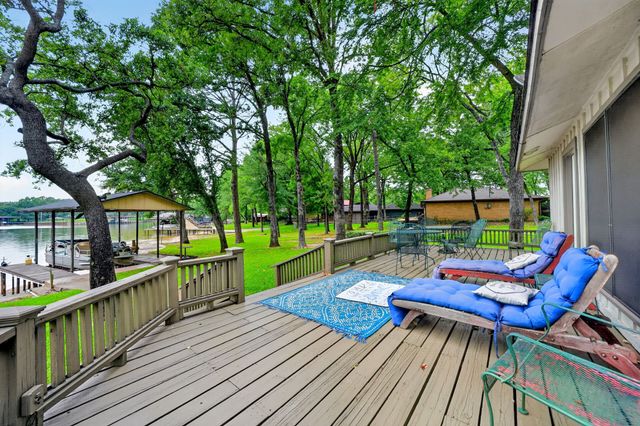 120 Turners Circle, Mabank, TX 75156