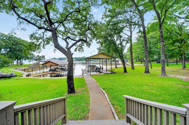 120 Turners Circle, Mabank, TX 75156