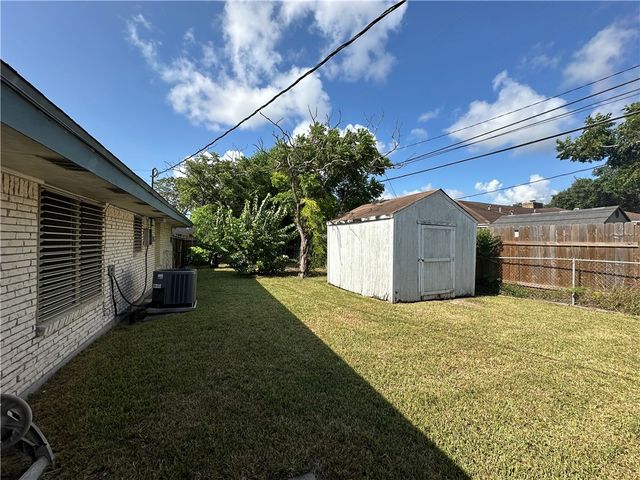 5929 Obrian Dr, Corpus Christi, TX 78413