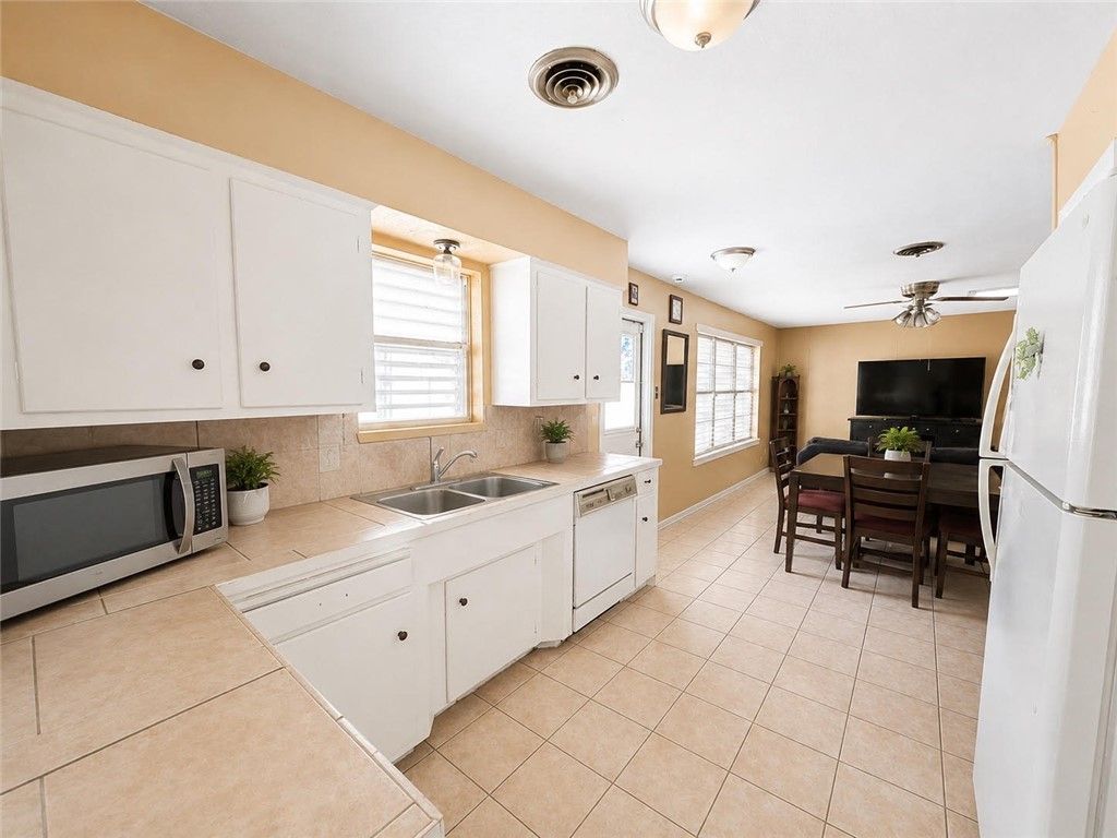 5929 Obrian Dr, Corpus Christi, TX 78413 — photo 3