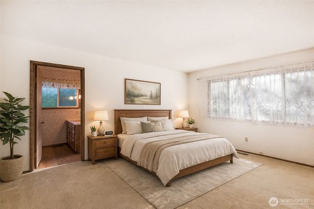 141 Bay View Street, Sequim, WA 98382