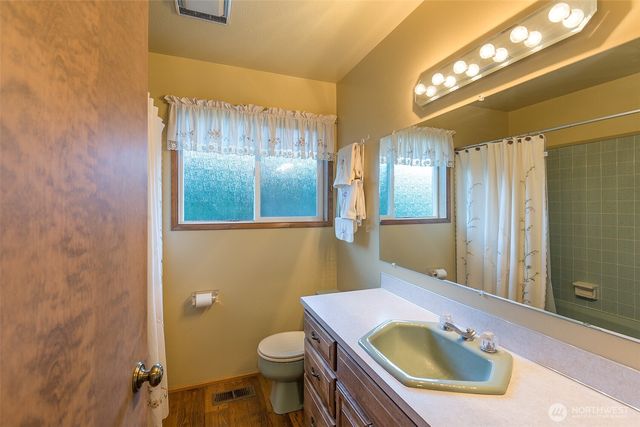 141 Bay View Street, Sequim, WA 98382