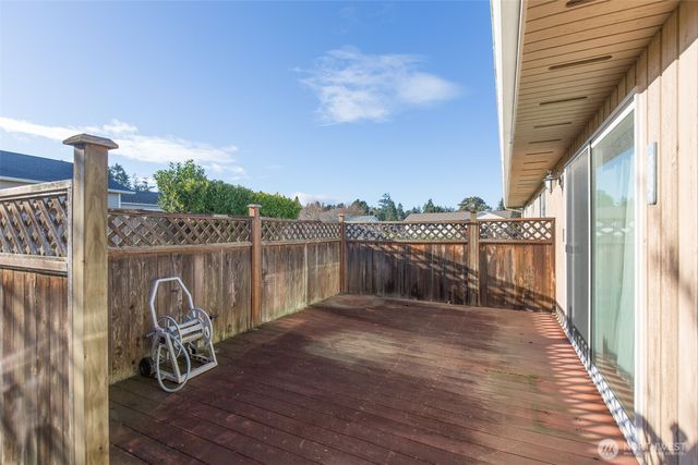 141 Bay View Street, Sequim, WA 98382