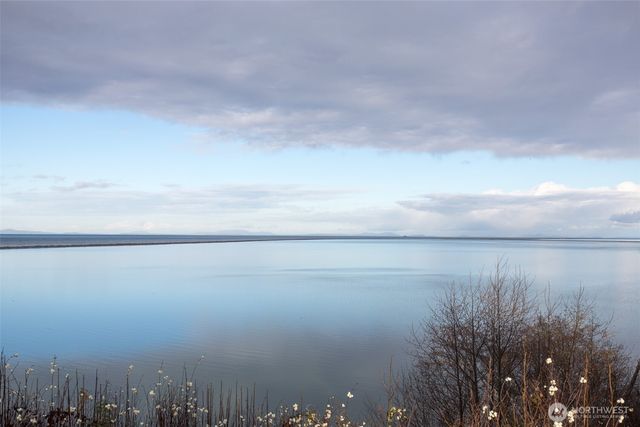 141 Bay View Street, Sequim, WA 98382