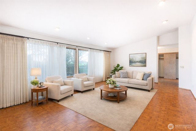 141 Bay View Street, Sequim, WA 98382