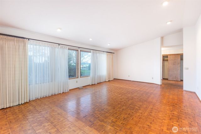 141 Bay View Street, Sequim, WA 98382