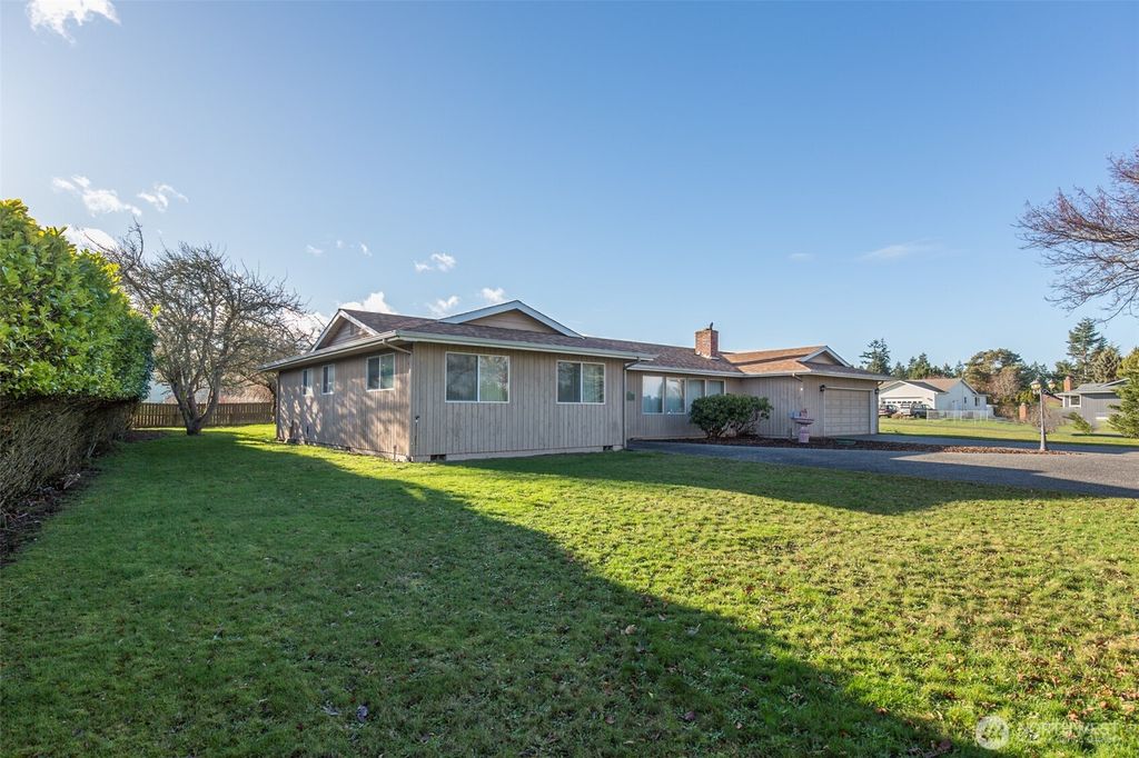 141 Bay View Street, Sequim, WA 98382