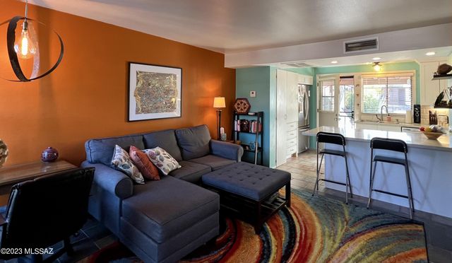 424 S Paseo Aguila Unit C, Green Valley, AZ 85614