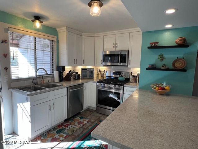 424 S Paseo Aguila Unit C, Green Valley, AZ 85614
