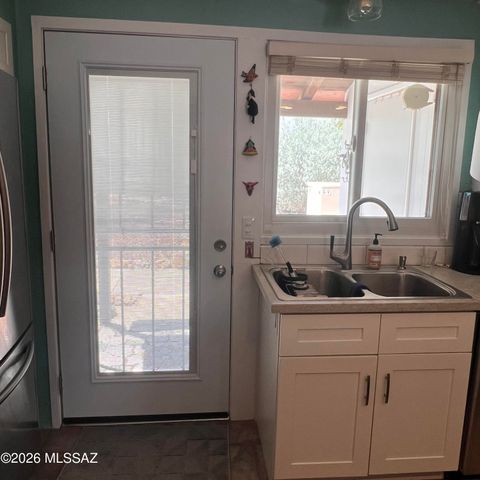 424 S Paseo Aguila Unit C, Green Valley, AZ 85614