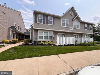 5803 COVENTRY WAY, Mount Laurel, NJ 08054