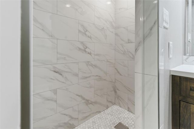 430 B N Hutcheson Street, Houston, TX 77003