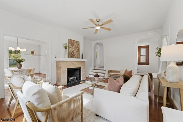 38 Forest Ave, Verona Twp., NJ 07044