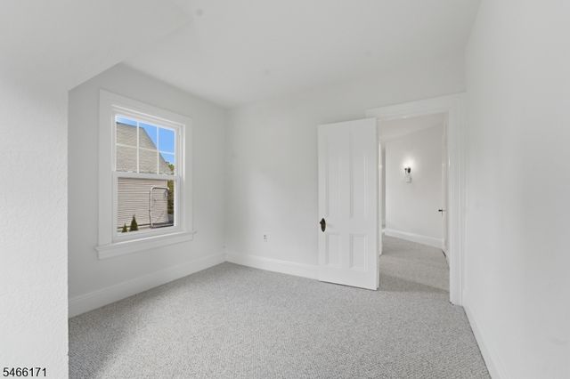 38 Forest Ave, Verona Twp., NJ 07044