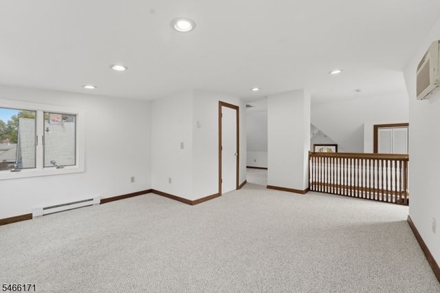 38 Forest Ave, Verona Twp., NJ 07044
