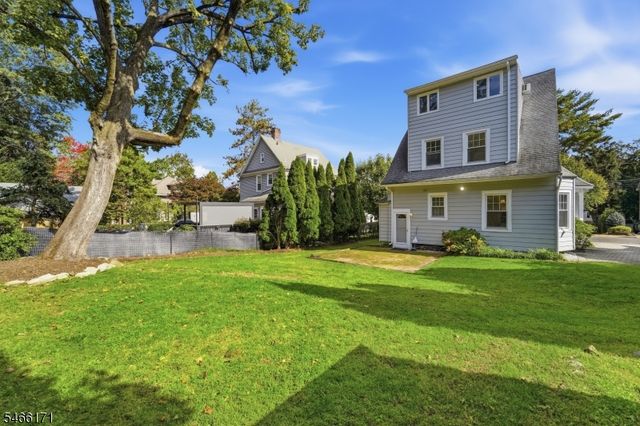 38 Forest Ave, Verona Twp., NJ 07044