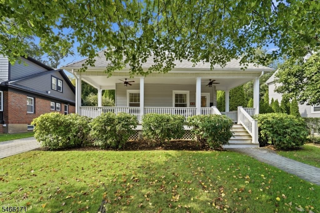 38 Forest Ave, Verona Twp., NJ 07044 — photo 2
