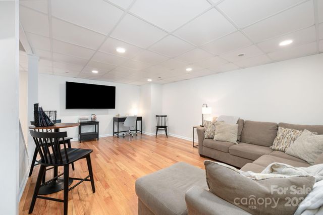 65 Rash Road, Asheville, NC 28806