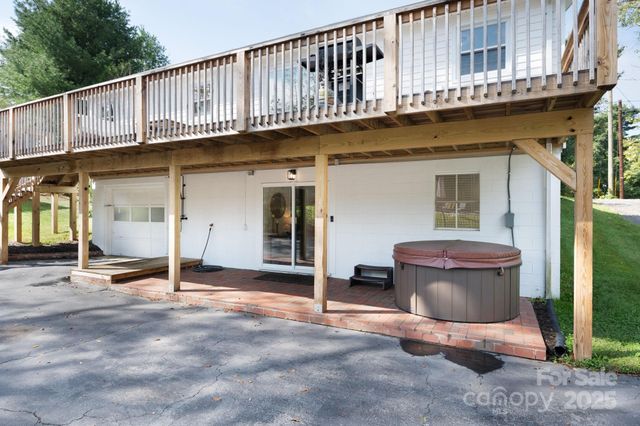 65 Rash Road, Asheville, NC 28806