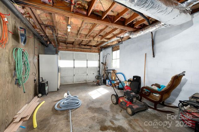 65 Rash Road, Asheville, NC 28806