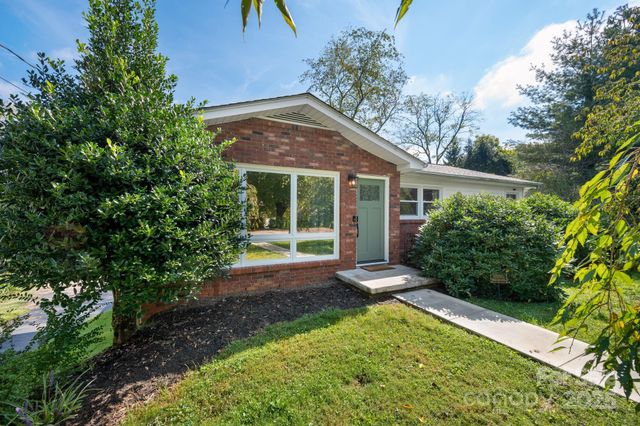 65 Rash Road, Asheville, NC 28806