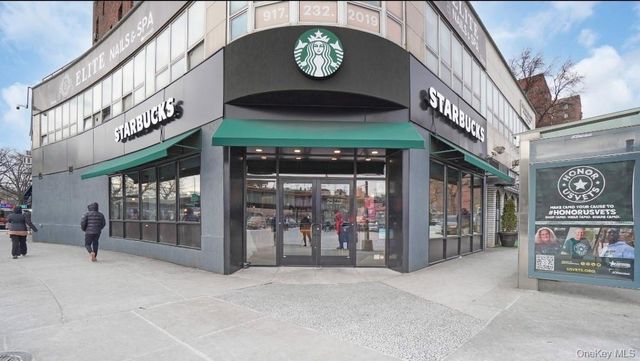 14 Metropolitan Oval 8D, Bronx, NY 10462