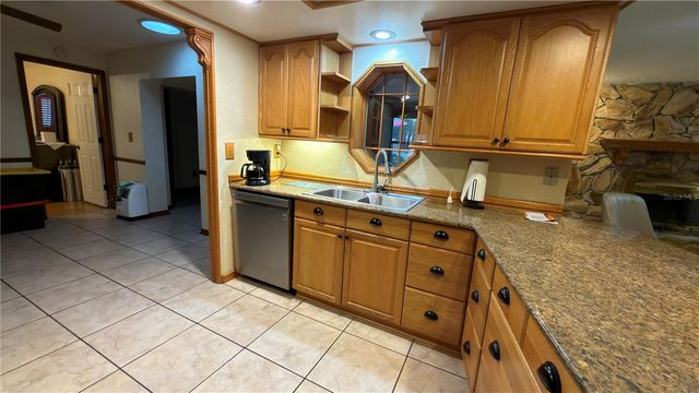 4076 S OAKHURST DRIVE, Homosassa, FL 34446