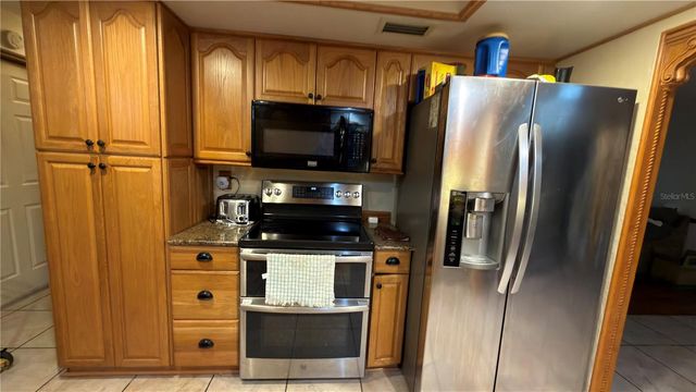 4076 S OAKHURST DRIVE, Homosassa, FL 34446