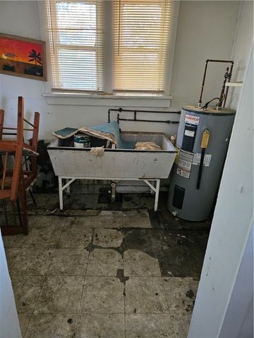 221 Vine St, Canonsburg, PA 15317