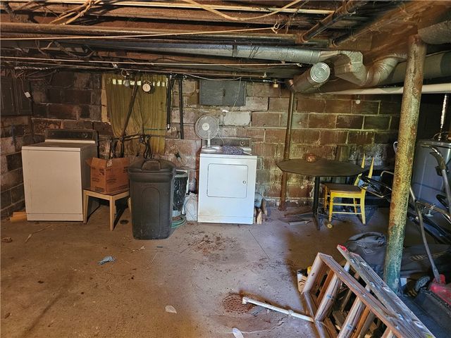 221 Vine St, Canonsburg, PA 15317