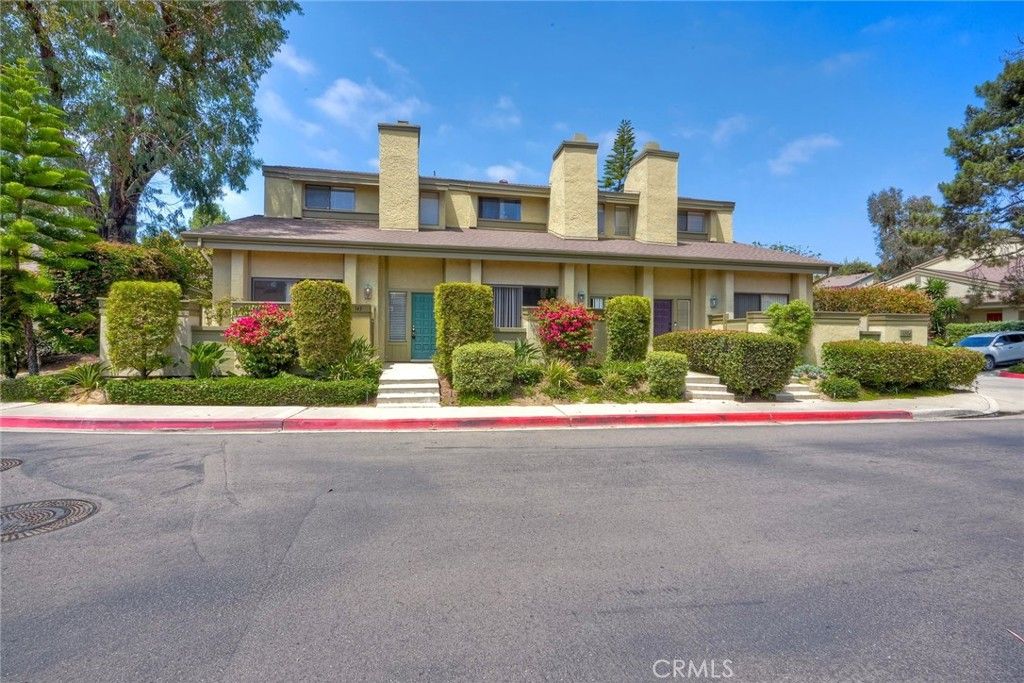 3304 Caminito Eastbluff 143, La Jolla, CA 92037 — exterior