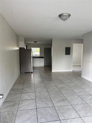1112 MARTIN STREET C, Haines City, FL 33844
